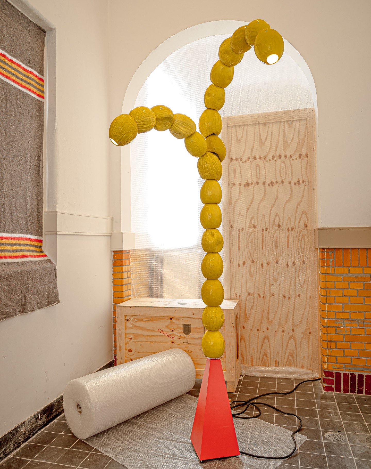 Curved Melon Totem