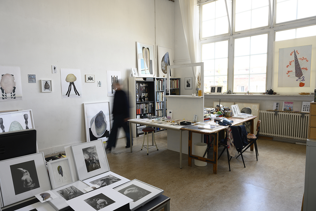 Hier ben ik... het atelier als Pronkkamer (2024)
