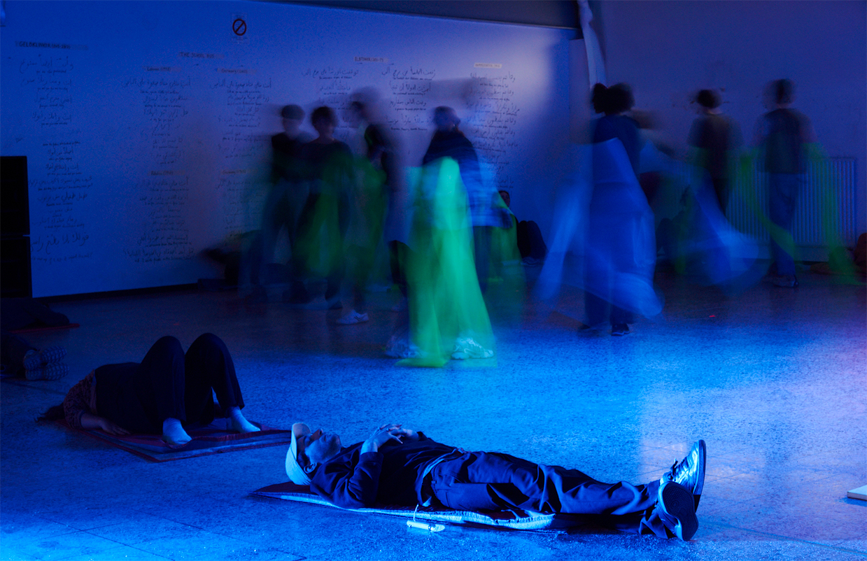 Trümmer Träume (Debris Dreams)