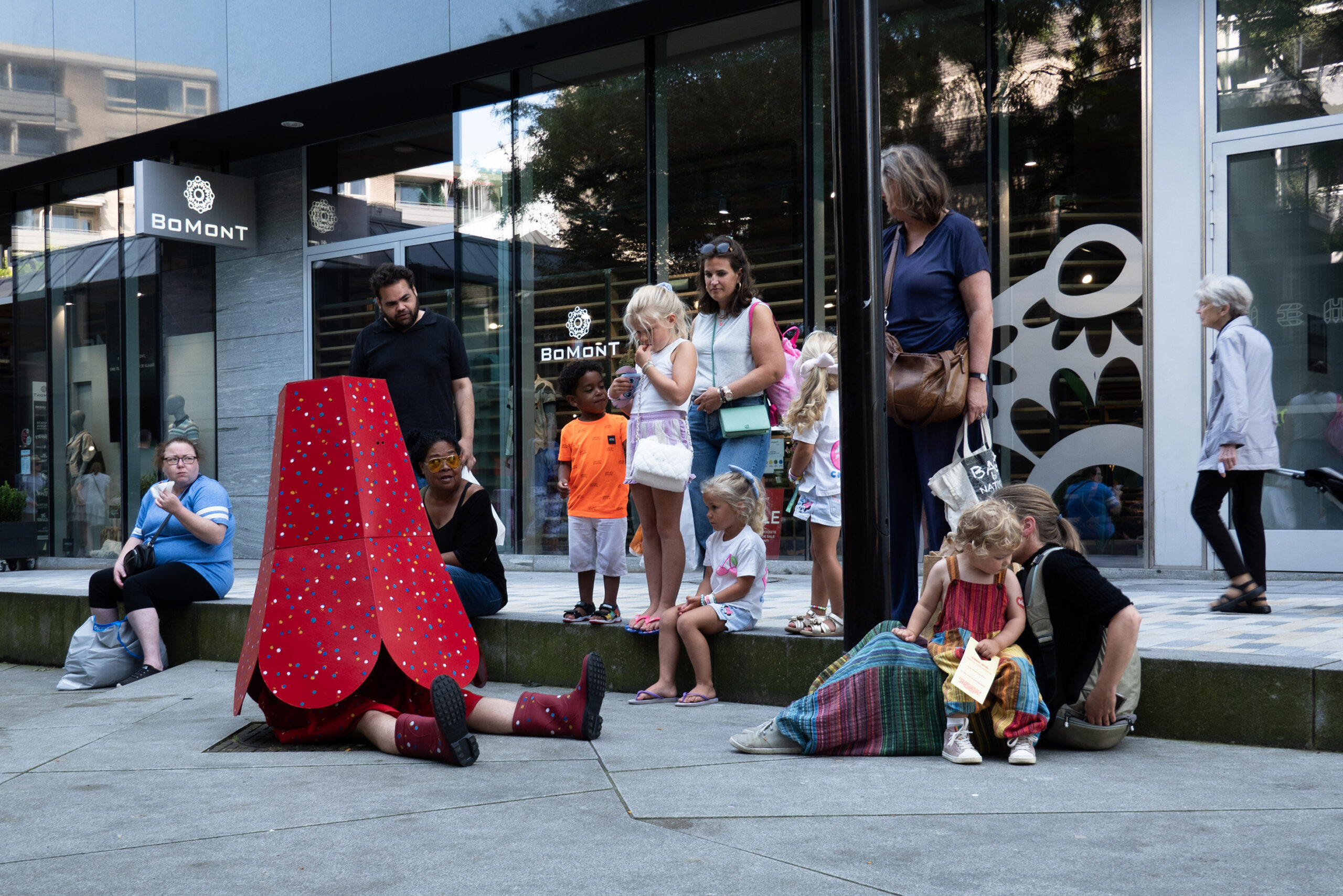 Performance (untitled) during Kaapstad Tilburg (2024)