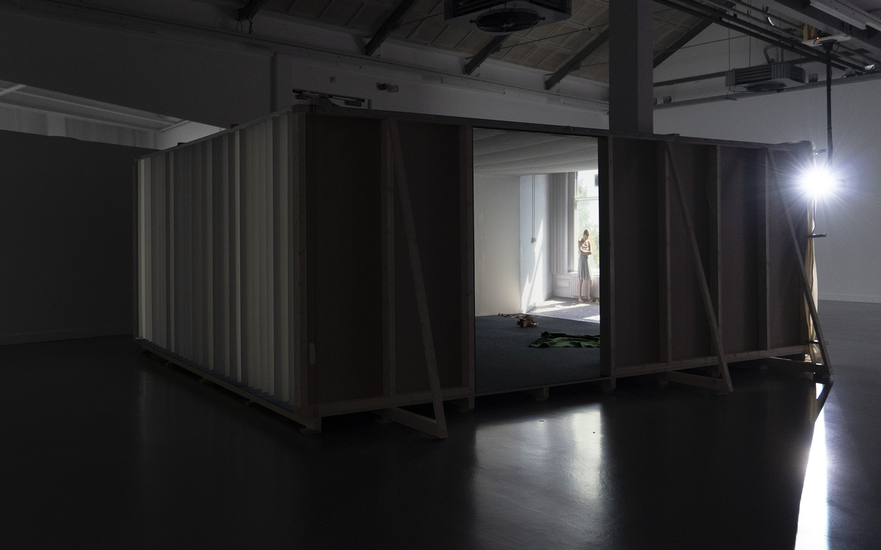 I Dream About This House Every Once In A While, 2023 (film installatie)