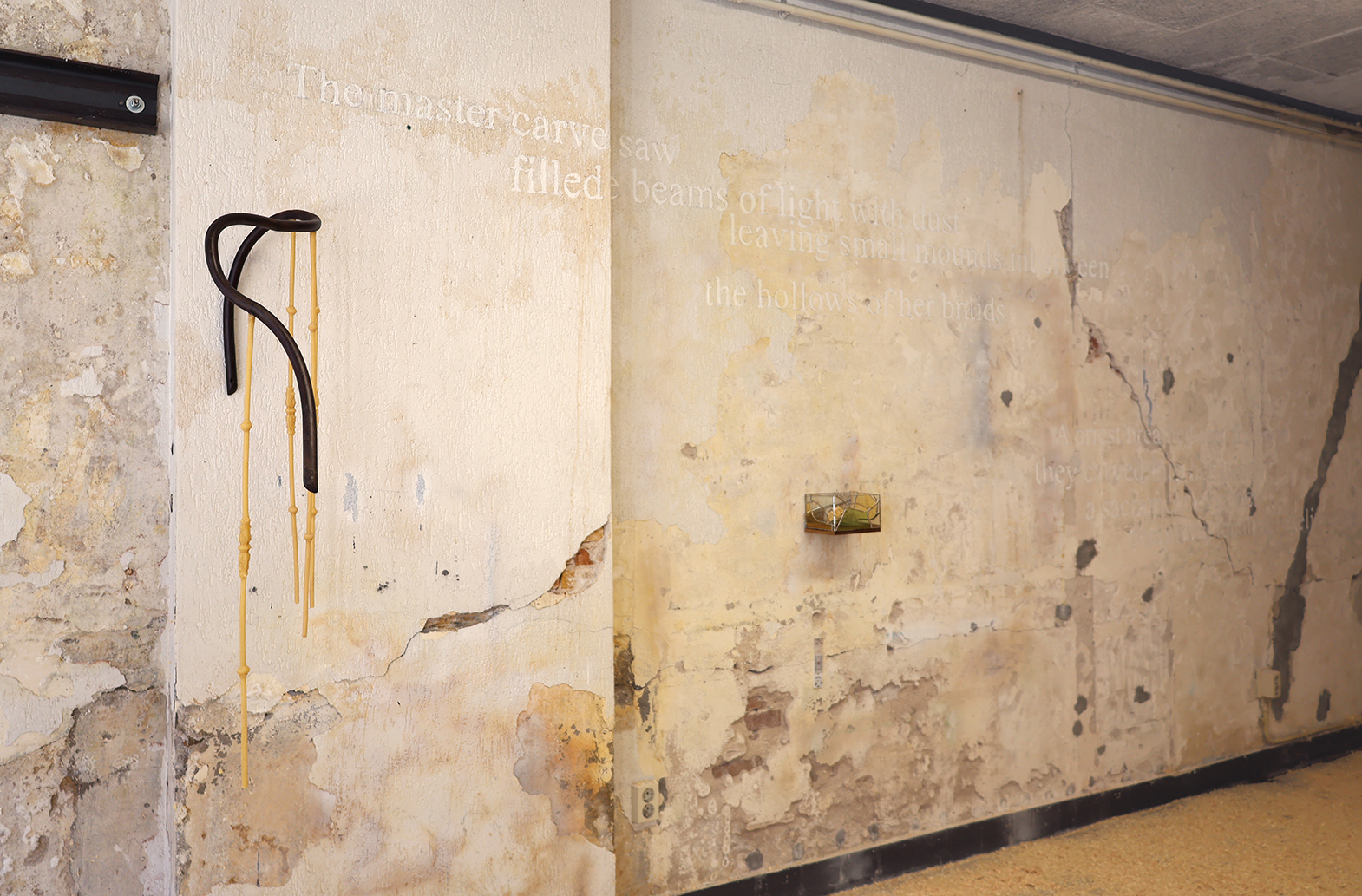Overzichtsfoto expositie 'the master carver's saw'