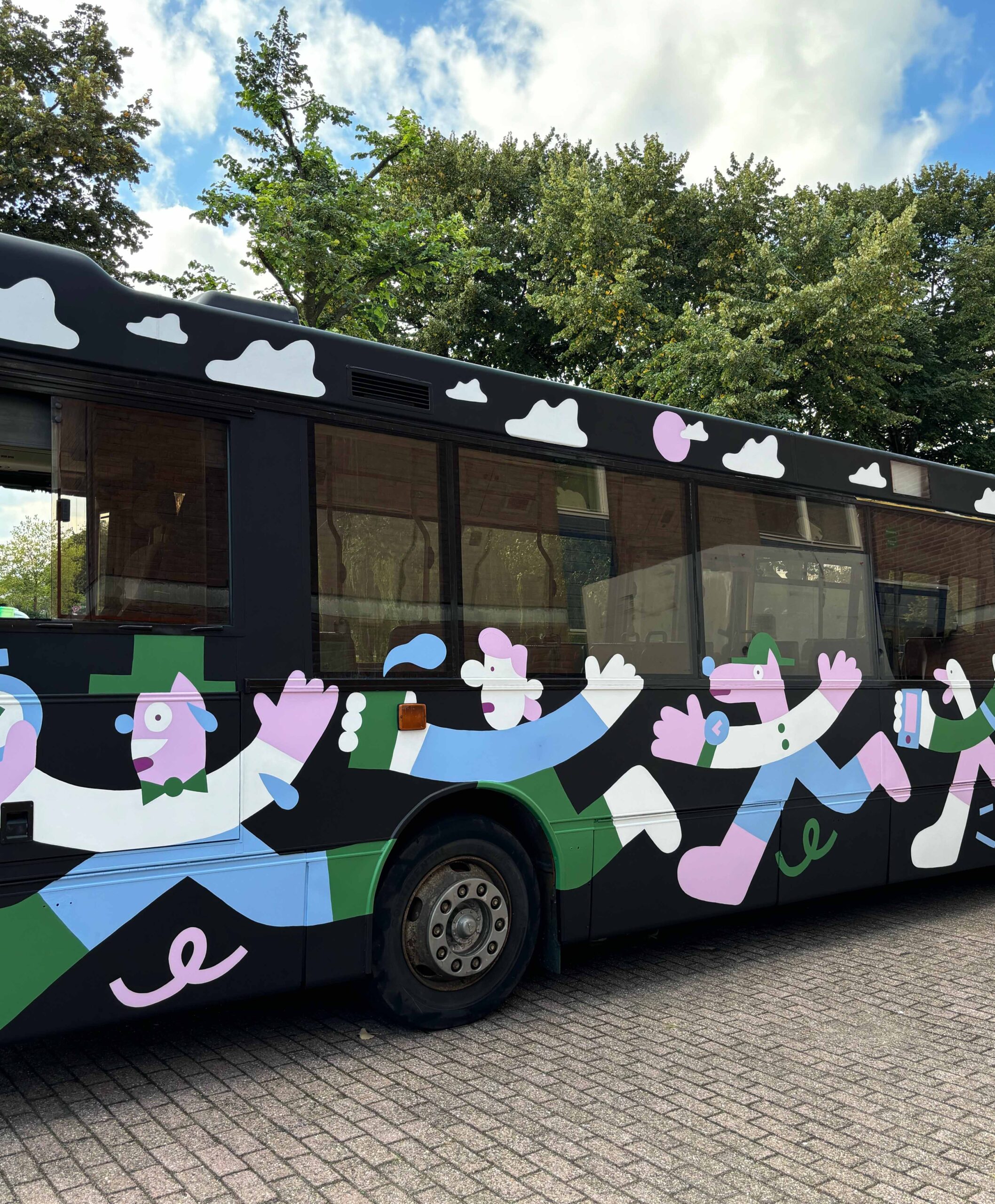 RET Bus mural