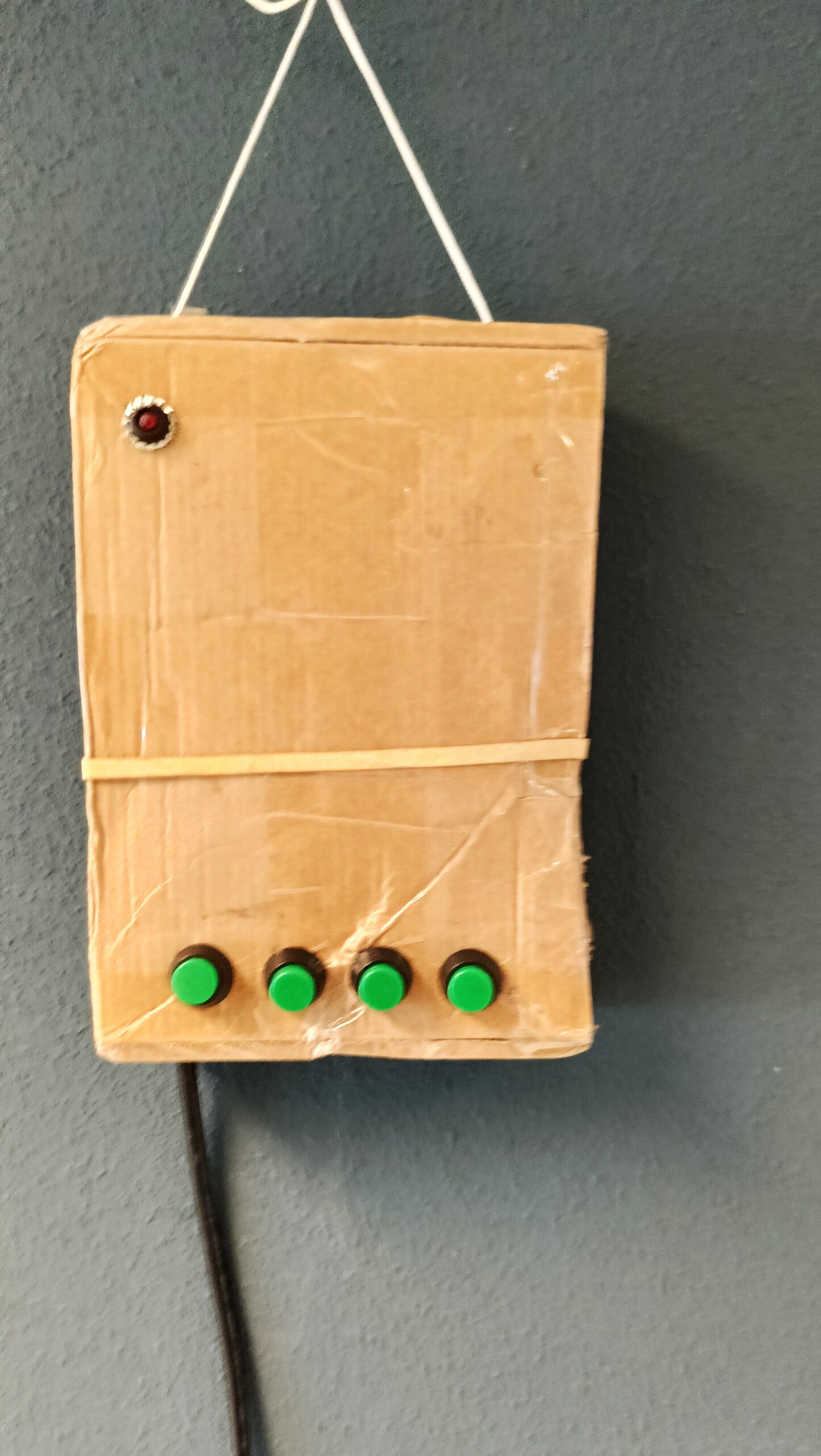 018 Geluid installatie: In de knoop