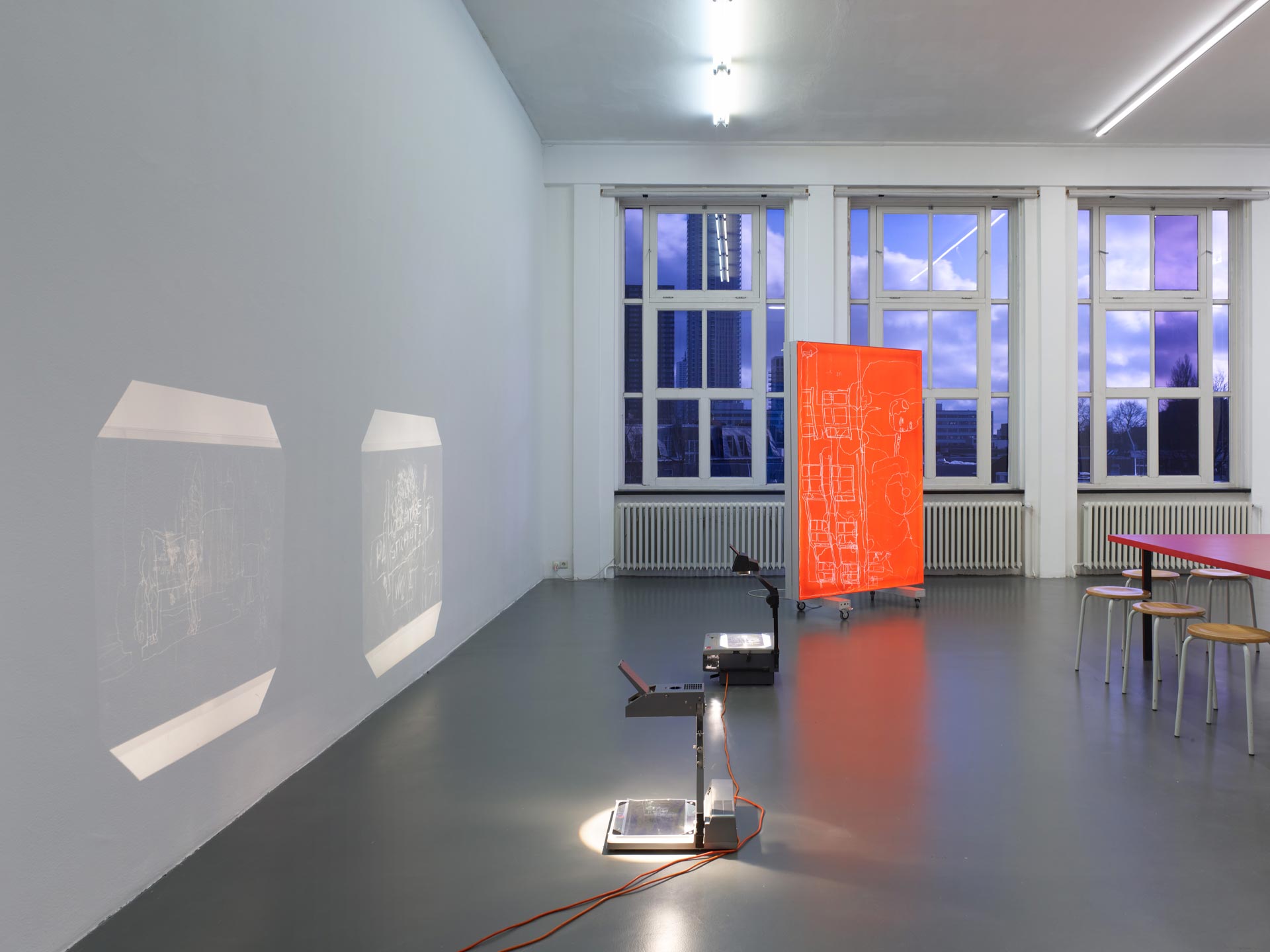 (Re)membering the riots in Afrikaanderwijk in 1972 or guest, host, ghos-ti