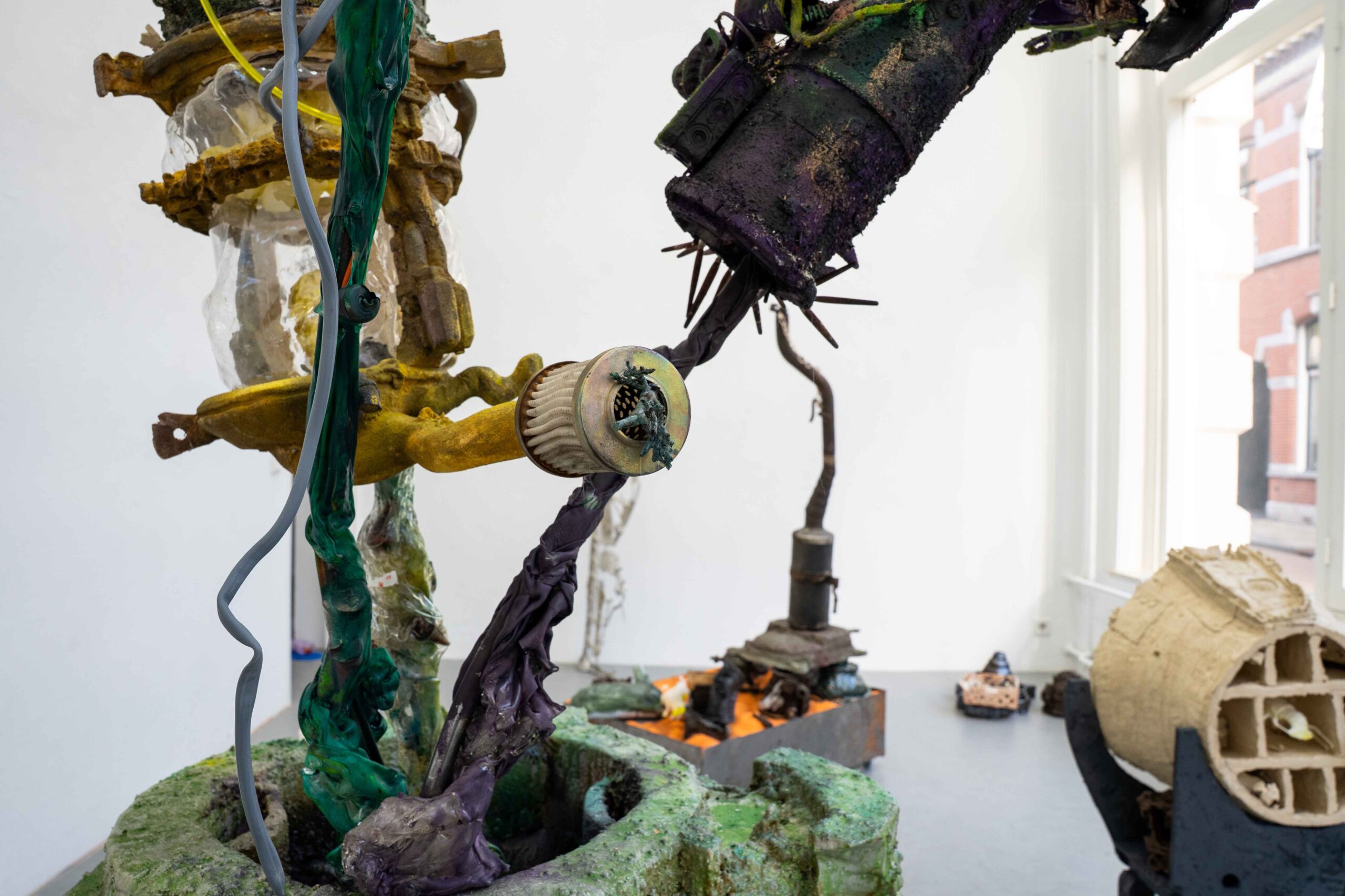 John Saul Industrial Generator, 17 Liter Piss DC convert., 85f to 34M (2025)