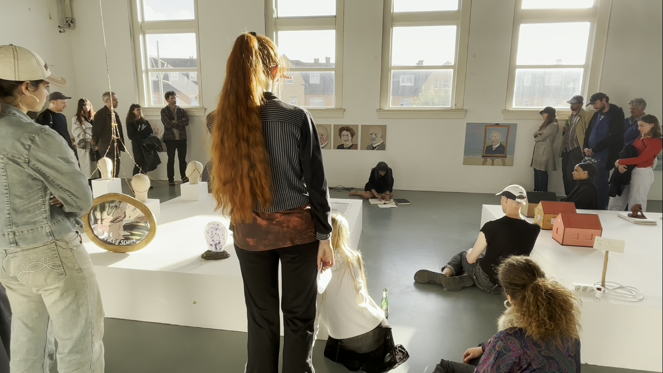 Leaving the mountain with lemon leaf