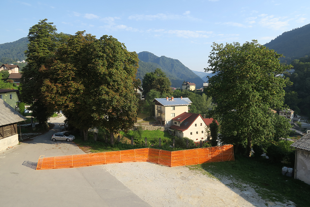 Podporni Zid / Keerwand