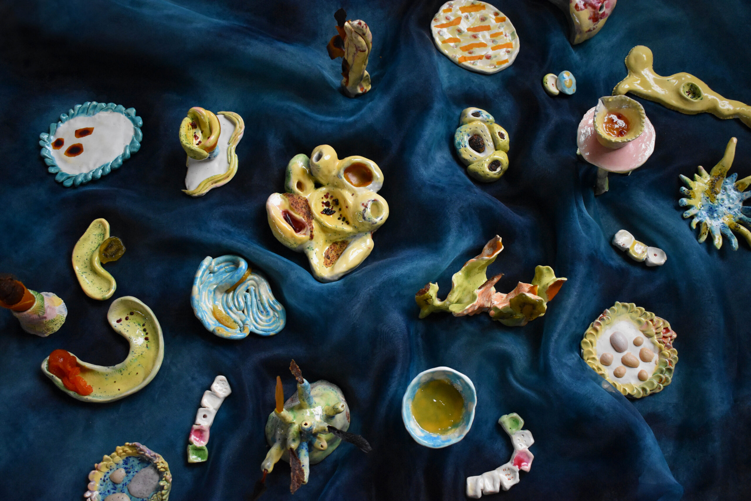 A Portal and Coffins of Buds (2021)