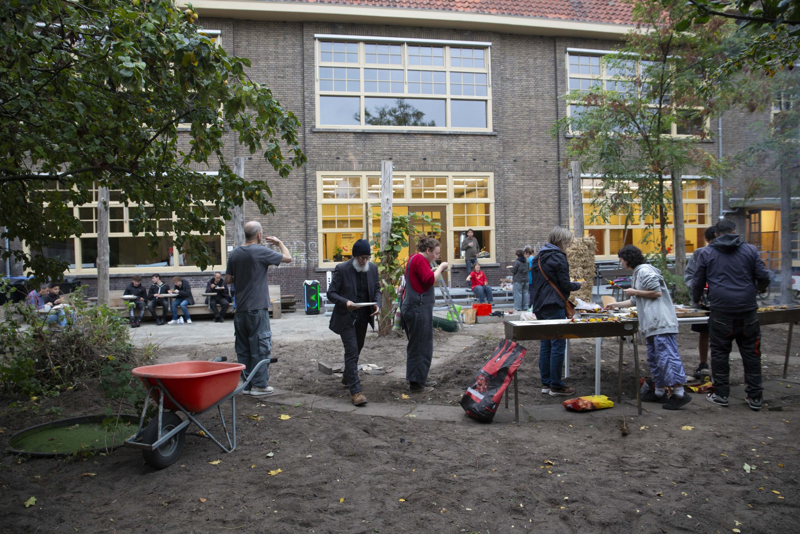 Programming and Producing at Learning Together for a Shared and Just City,  Afrikaanderwijk Cooperat